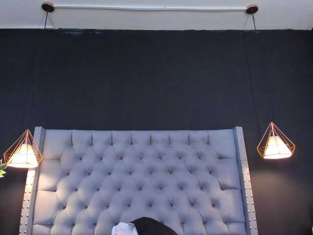  Alexa-Mora chat room