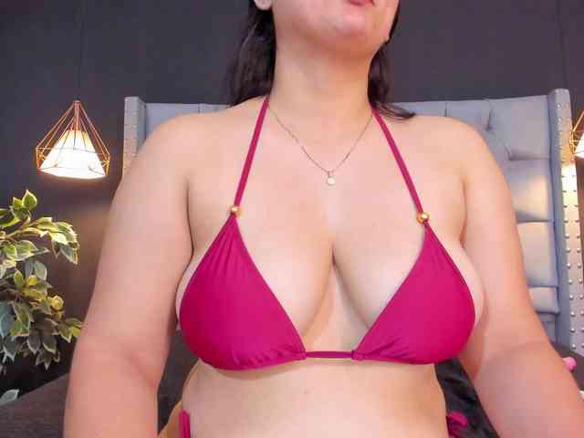 AlexaMora webcam