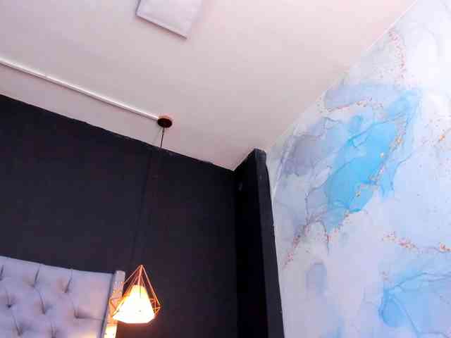 AlexaMora webcam