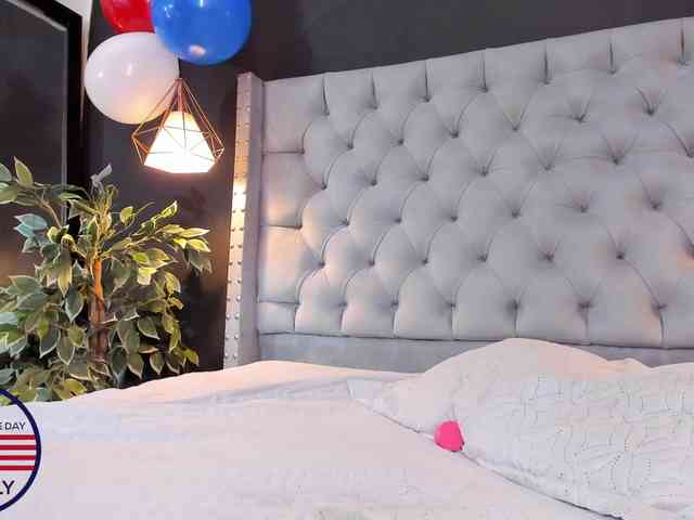 Alexa-Mora Live Webcam on BongaCams