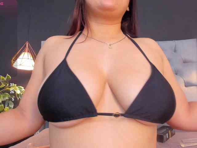 real live webcam Alexa-Mora