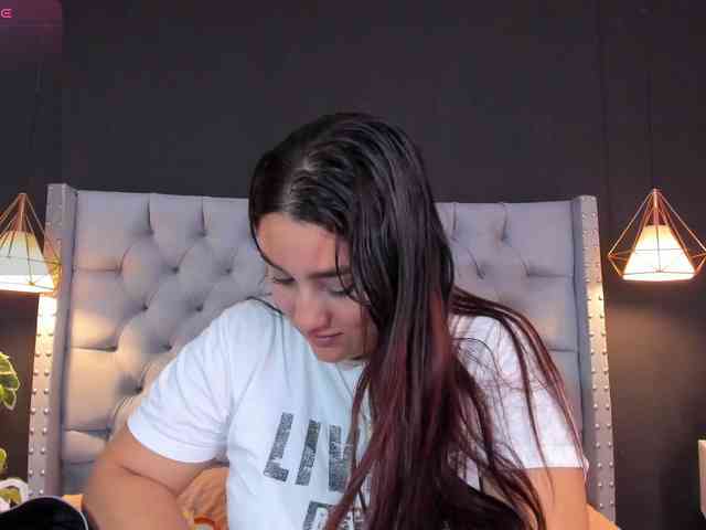 AlexaMora webcam