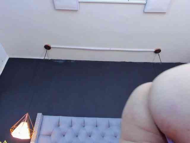 AlexaMora webcam