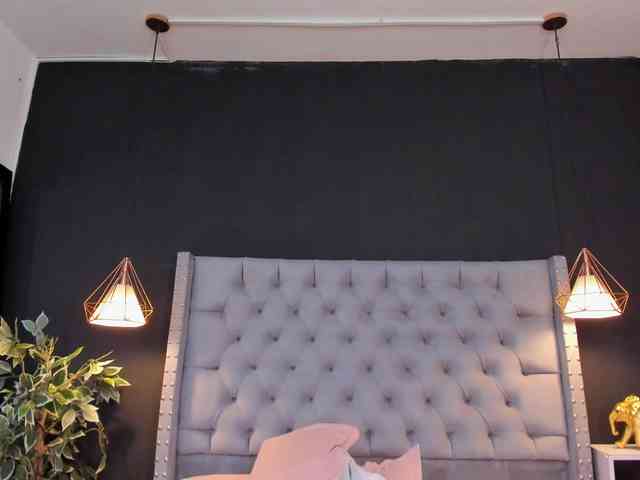 AlexaMora webcam