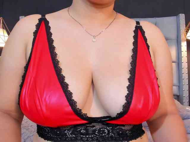 AlexaMora webcam
