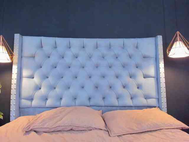 AlexaMora webcam