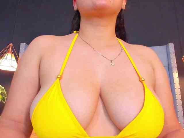 AlexaMora webcam