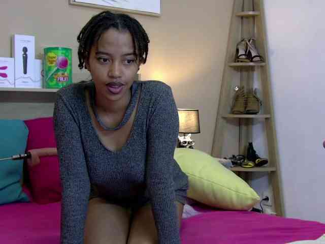 GaelleLaFrenchy webcam