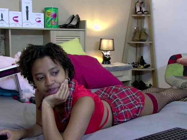 GaelleLaFrenchy webcam