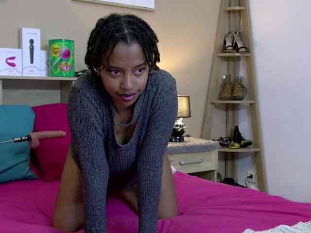 GaelleLaFrenchy Live Webcam on BongaCams