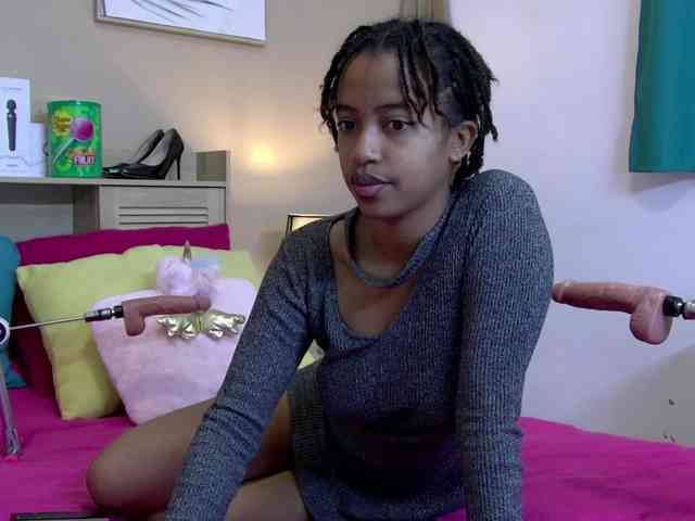 GaelleLaFrenchy webcam