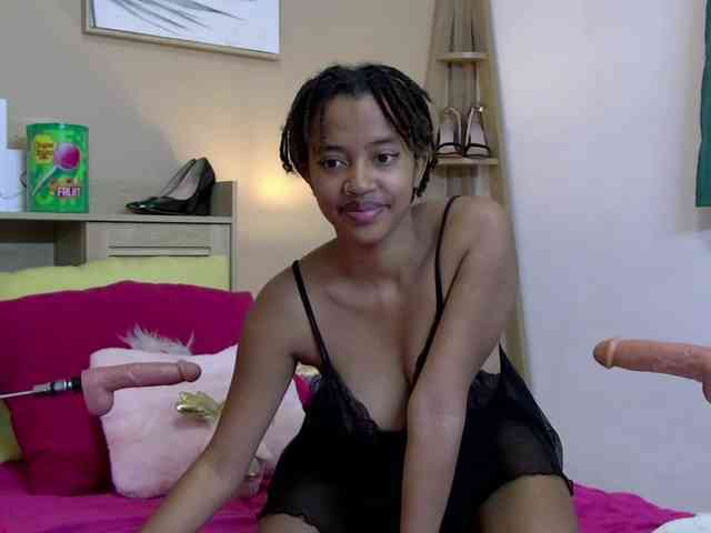 GaelleLaFrenchy webcam