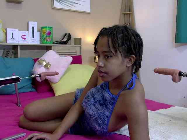 GaelleLaFrenchy webcam