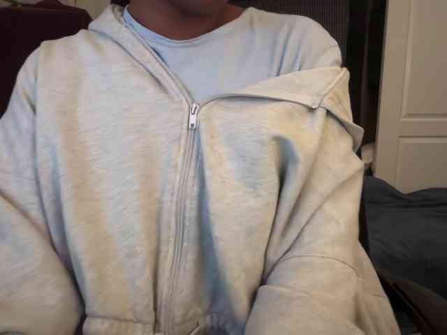 Mocha-Queen690 webcam