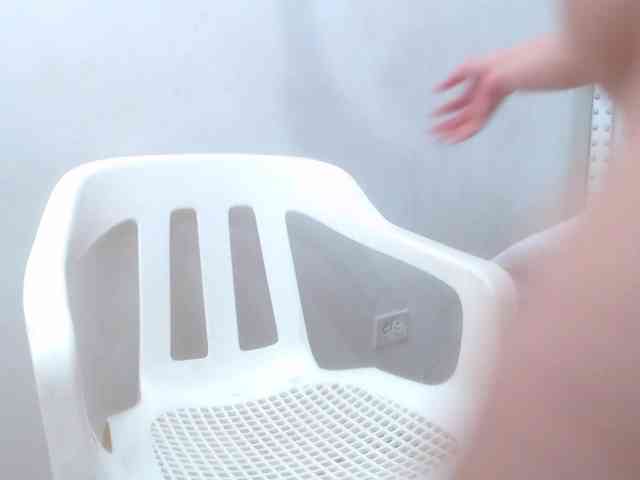 curvy-cumeater webcam