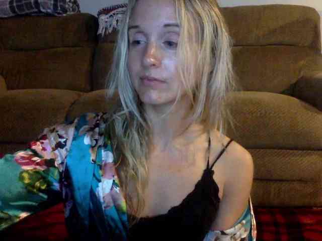Kendra-Tom webcam