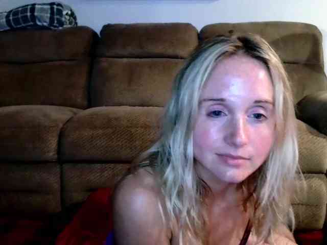 Kendra-Tom webcam