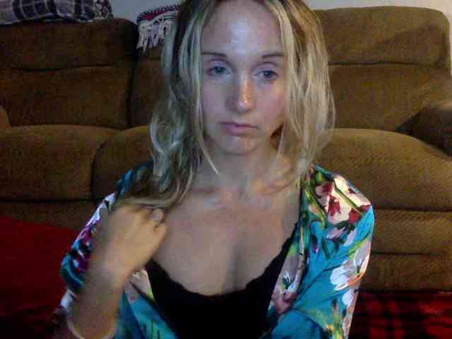 Kendra-Tom webcam