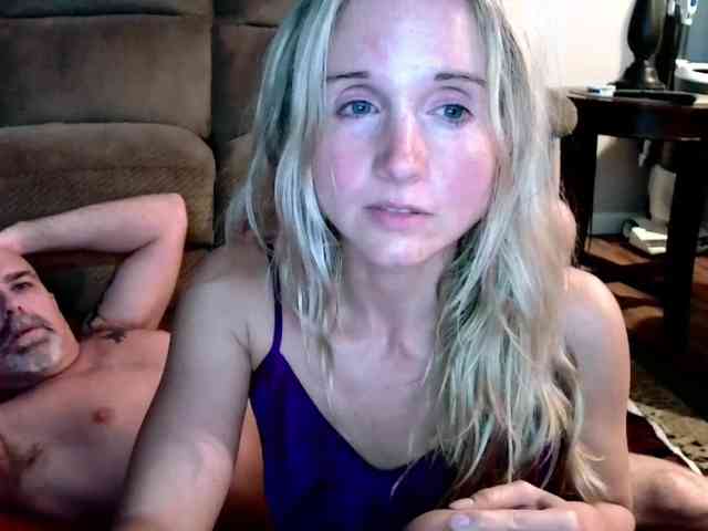 Kendra-Tom webcam