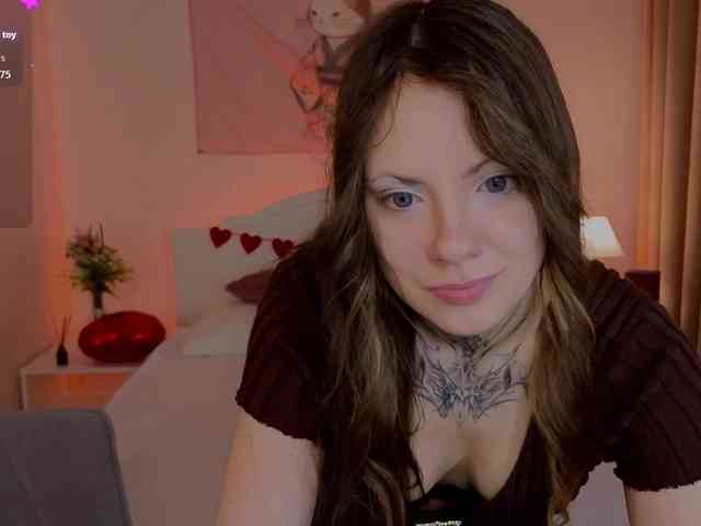 SweetEvelina webcam