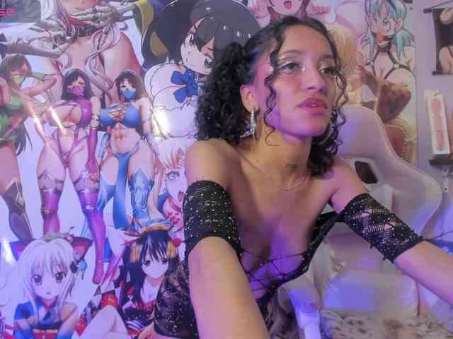 kyliemoan webcam