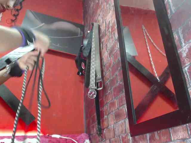 kyliemoan webcam