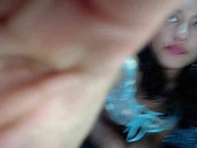 kyliemoan webcam
