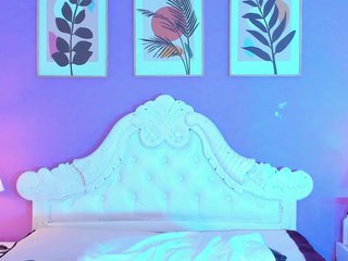BelaJones Porn Show