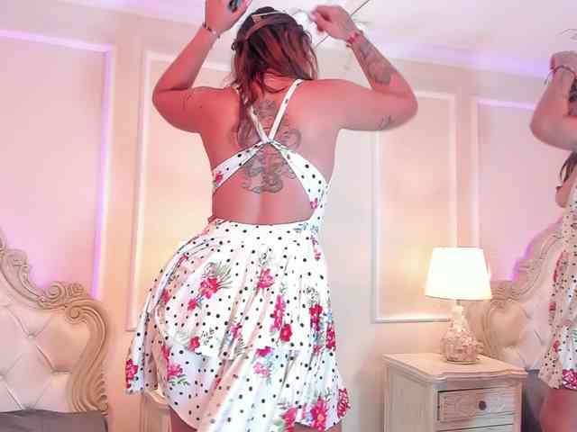 BelaJones Live Webcam on BongaCams