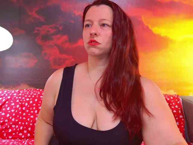 BoobyIANA webcam