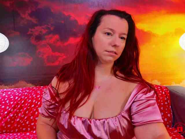BoobyIANA webcam