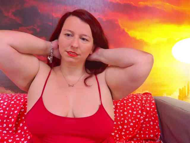BoobyIANA webcam