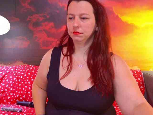 BoobyIANA webcam