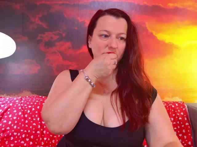 BoobyIANA webcam