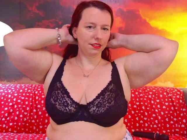 BoobyIANA webcam