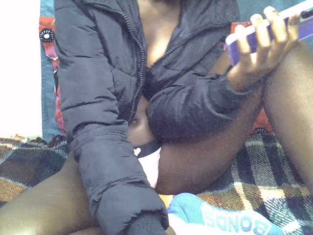 Peach24's BongaCams show and profile