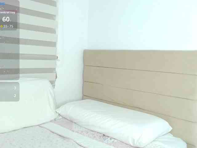 AlanaBale Live Webcam on BongaCams