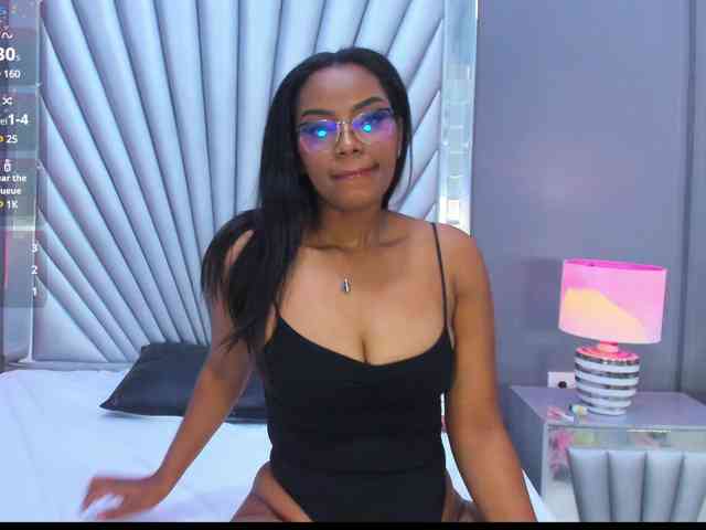 AlanaBale webcam