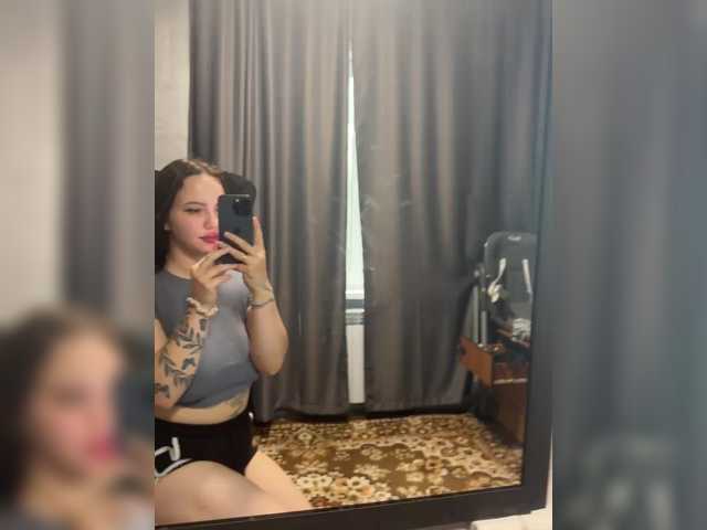 Violleta-mmm webcam