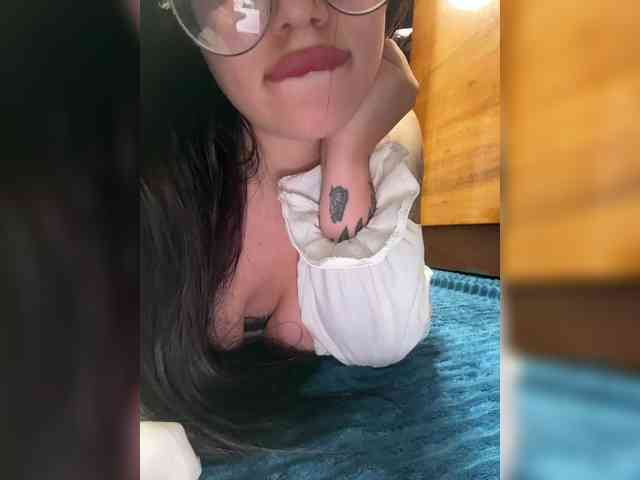 Violleta-mmm webcam