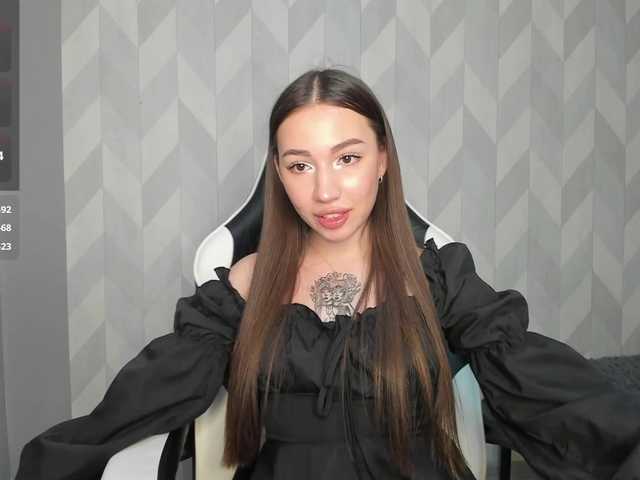  Mia-small44 chat room