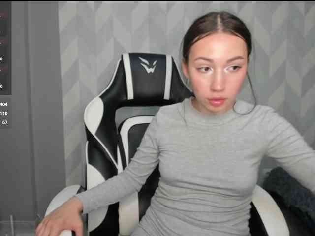 web cam sex chat Mia-small44