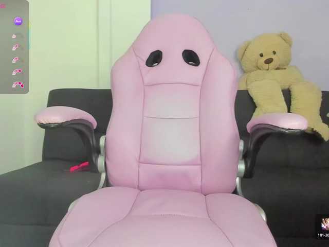 dulce-kim's BongaCams show and profile