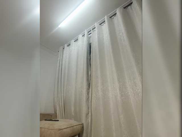 Petiteebony's BongaCams show and profile