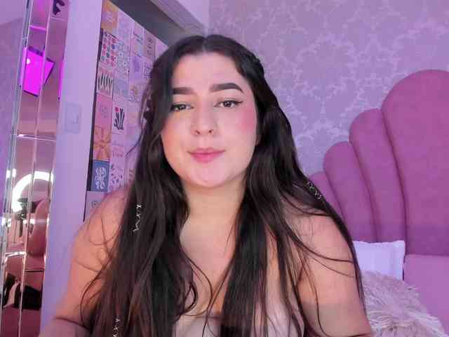 BriannaJones webcam