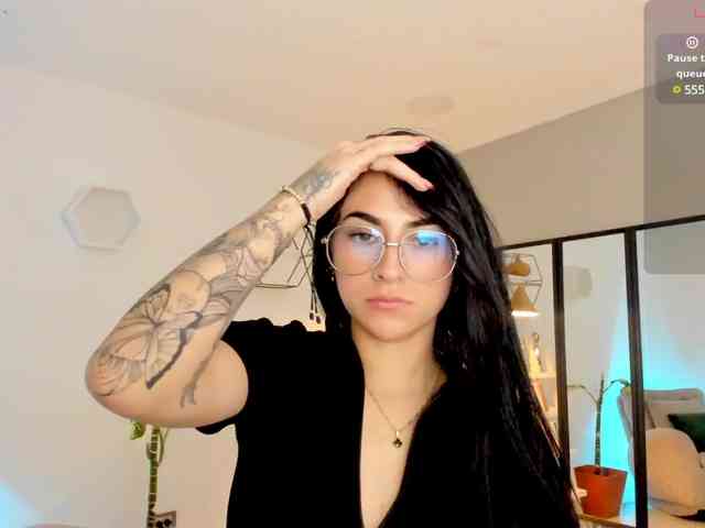 Laurabiel1 webcam