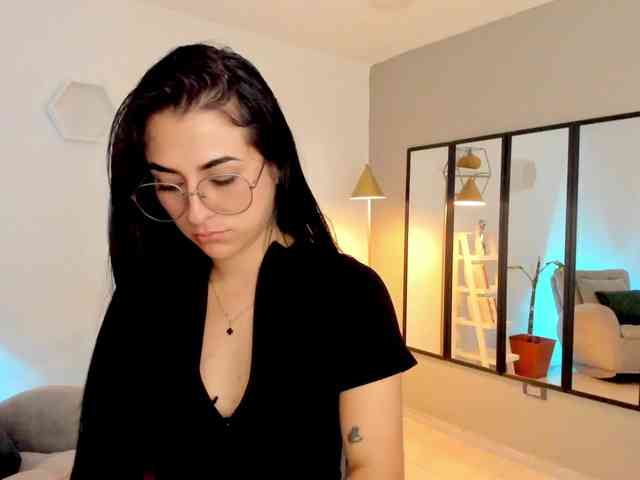 Laurabiel1 webcam