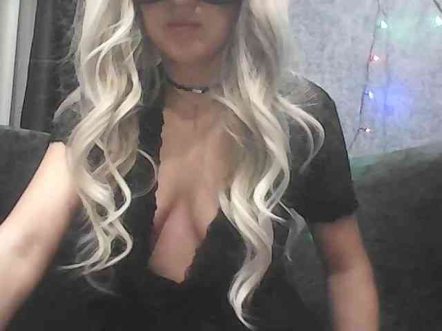-Tasha webcam