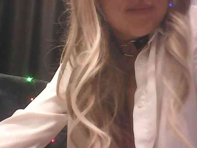 -Tasha webcam