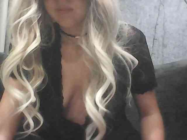 -Tasha webcam